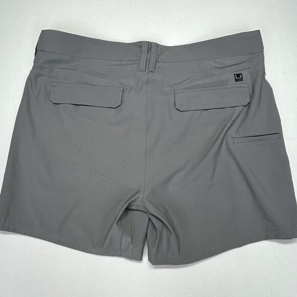 Huk Pursuit Mens XXL 6" Inseam Gray Chino Shorts 43x6 Elastic Waist Fishing Camp - Picture 2 of 13